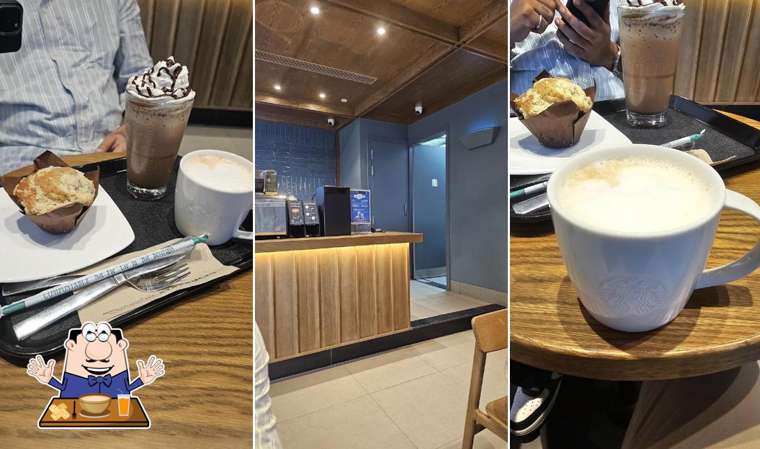 Clam chowder at Starbucks Coffee