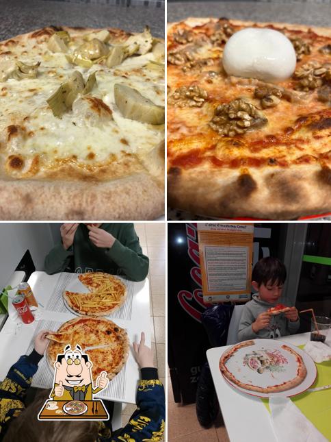 Scegli una pizza a Planet pizza 2 di Falabretti Luca
