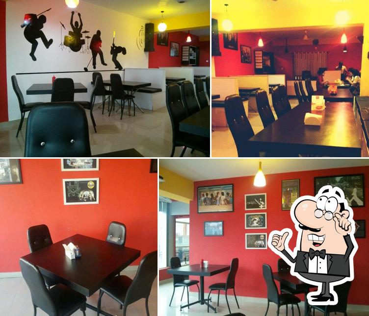The interior of Greasy Spoon