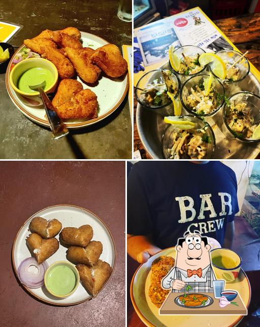 Chicken wings at GYPSY'S BAR