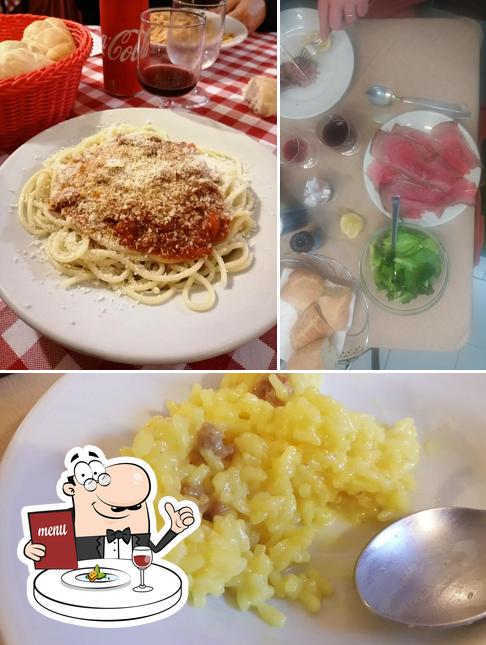 Cibo al Trattoria Al 106