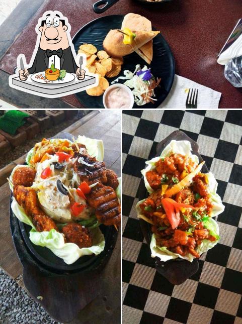 Meals at Throttle Shrottle Moto Cafe