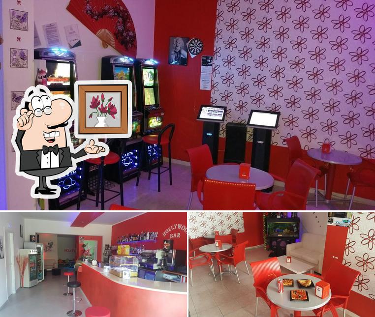 Dai un'occhiata agli interni di Hollywood Bar