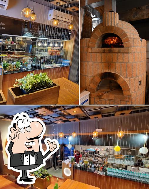 The interior of CIBO MATTO