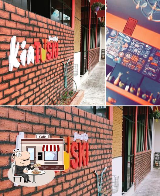 The exterior of KiaTuski Juice & Cafe Edakkara
