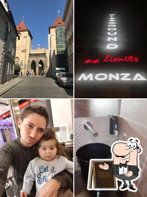 Gli esterni di PizzaRound - Monza