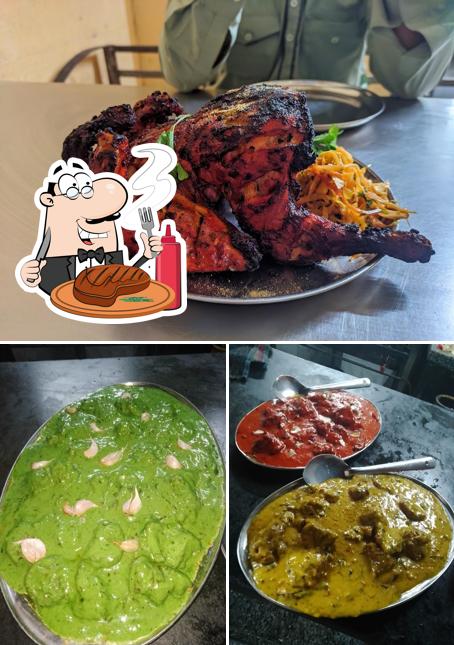 Order meat dishes at Salamat Chinese food