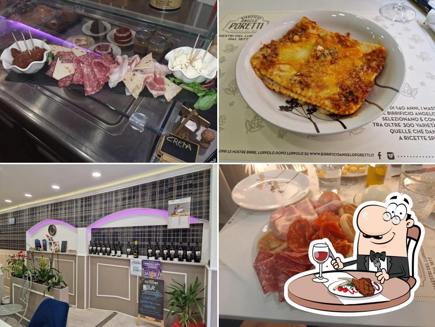 Caffè Roma serve piatti di carne