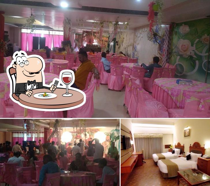 The picture of food and interior at Jamba Hotel and Restaurant - Best Hotel in Beas, Best Family Restaurants in Beas