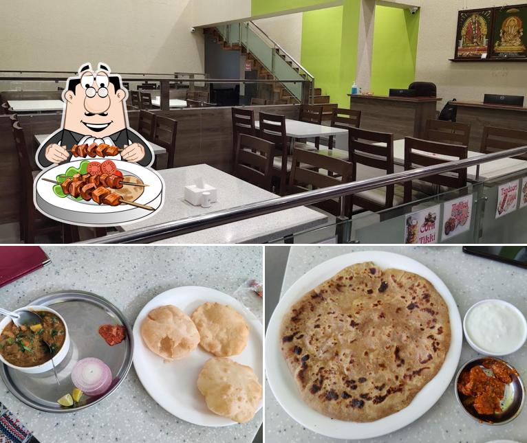 Aaram Pure Veg Mahabaleshwar is distinguished by food and interior