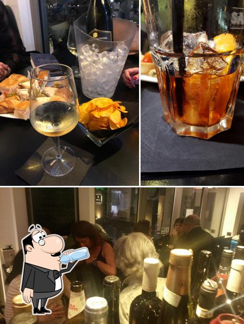 Prova un drink dal menu