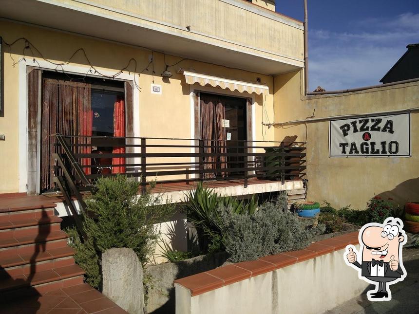 Vedi questa immagine di Elio's Pizza Al Taglio