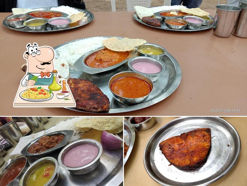 Food at Patil Khanaval