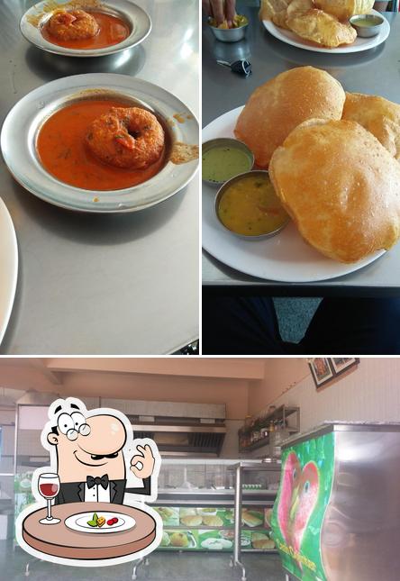 Food at Shri Vishnu Upahar