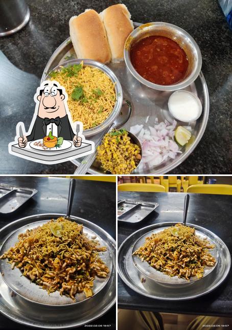 Food at Yavat famous saikrupa misal & kk pedha