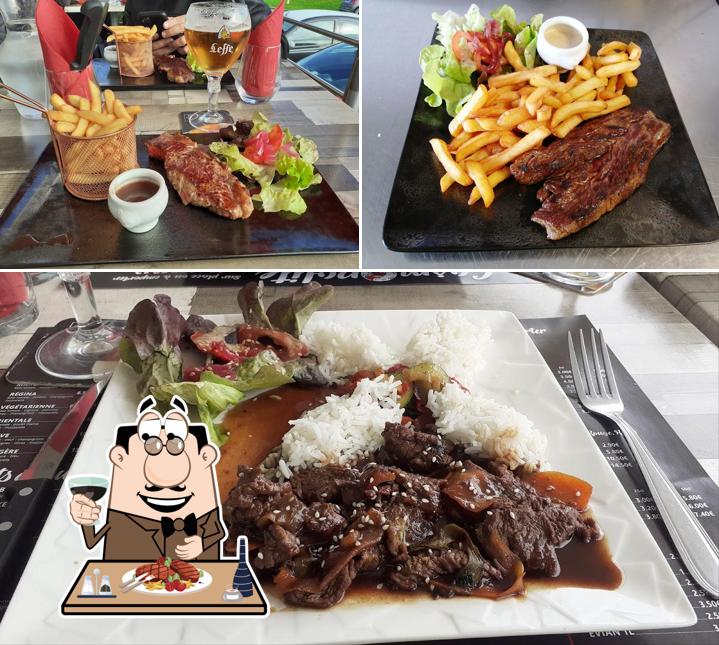 Essayez des plats à base de viande à Cosmopolite Café