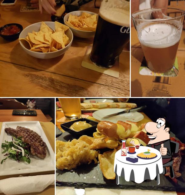 Piatto di formaggi al Windigo Saloon