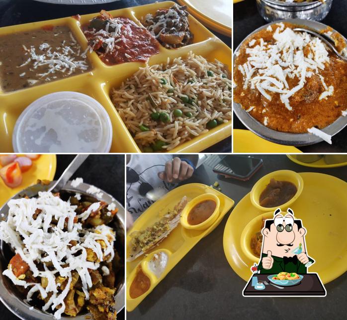 Food at Shiva dhaba gajraula (Kamaljeet Singh)Hapur vale