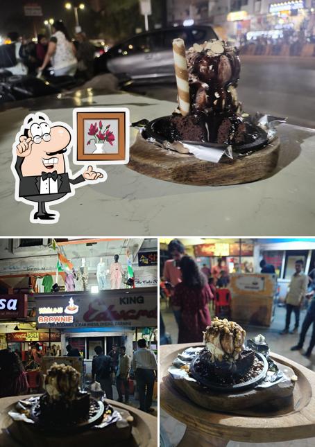 The photo of Sizzling Brownie’s interior and exterior