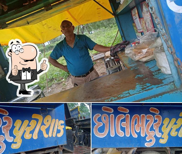 See the photo of Jay bhole chole bhature
