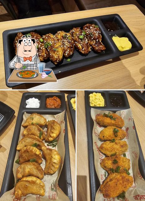 Chicken wings at Mogazm Bistro