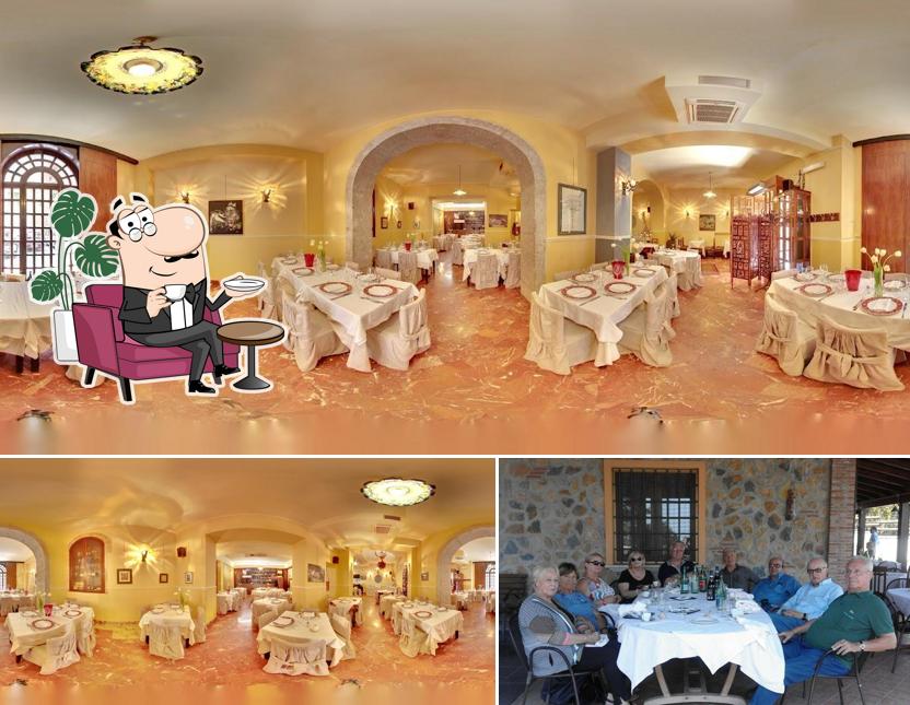 Siediti a un tavolo di ANTICA TRATTORIA MARTELLA