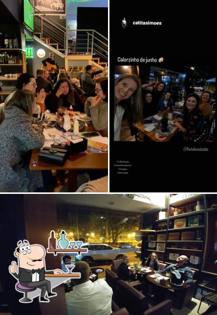 O interior do Bar Da Casa