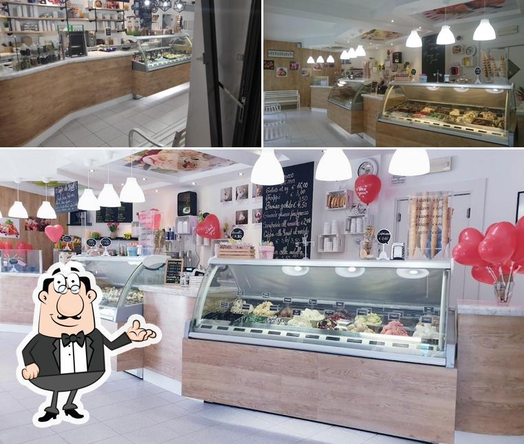 Gli interni di Gelateria Tricocco dal 1989