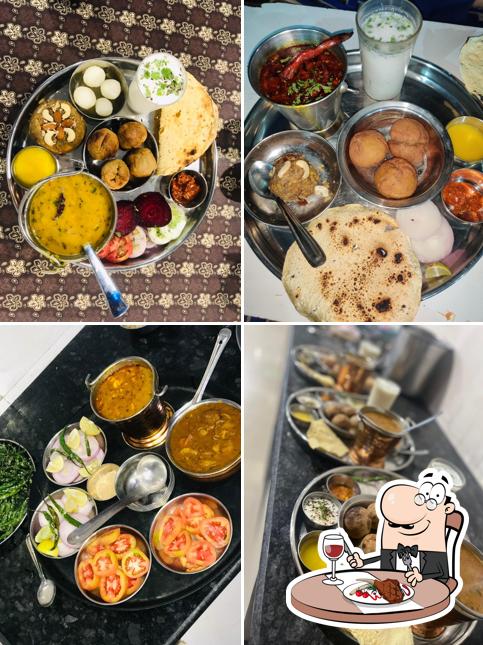 Pick meat dishes at Hotel Choudhari Palace
