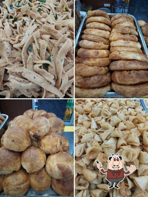 Food at ARCOT CHARMAN SWEETS AND BAKKERY