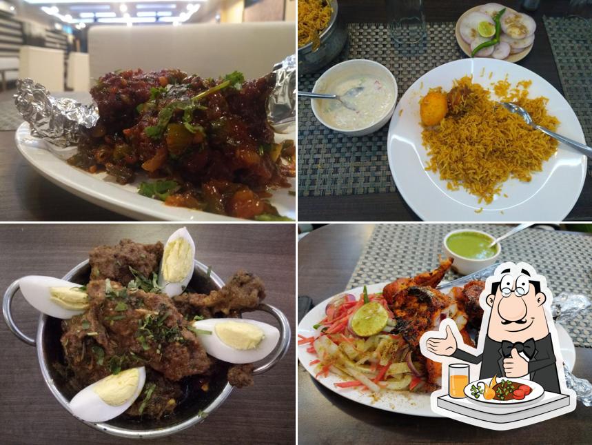 Food at Pakawan Restaurant