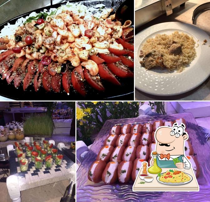 Meals at Pavilion 75