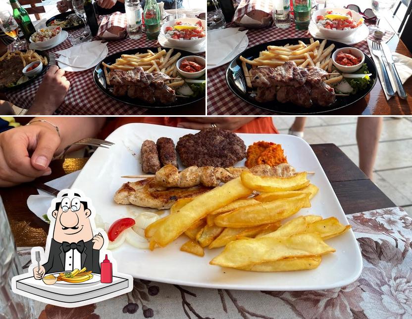 Ordina le patatine fritte a Buffet Venus