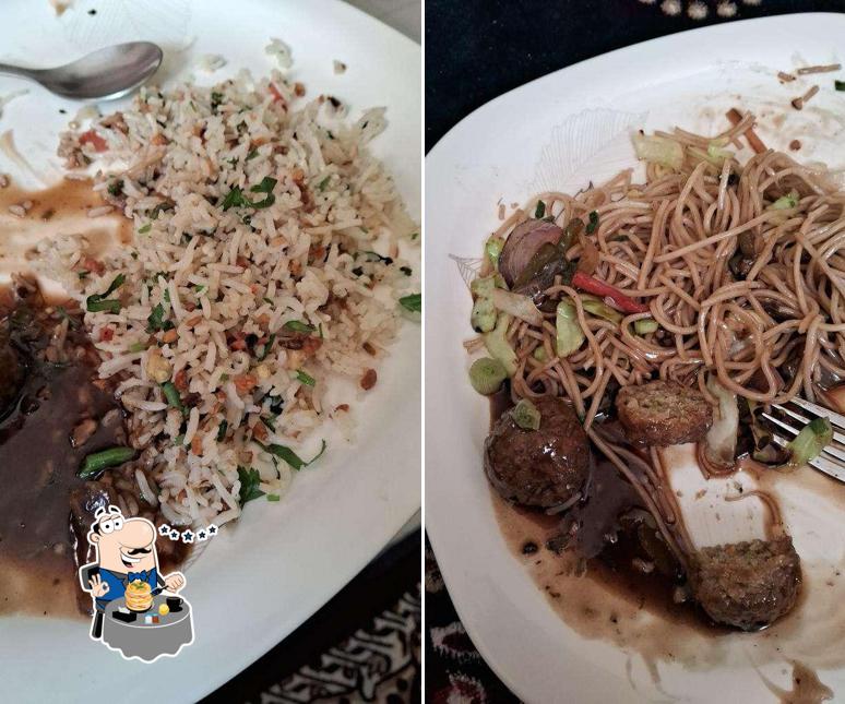 Meals at Chinese Wok