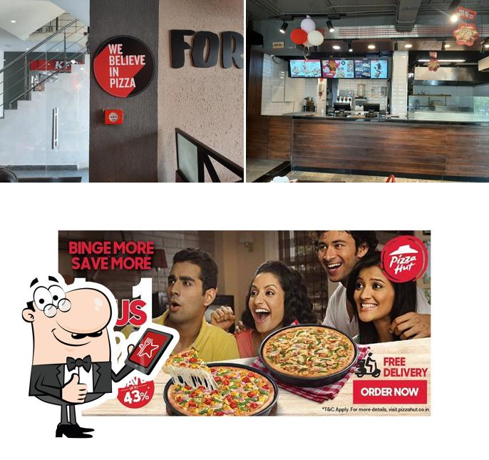 Pizza Hut Sector 104, Noida