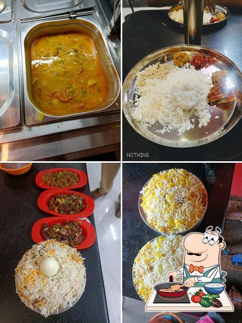 Chicken curry at Sri konaseema Ruchulu Family Restaurants