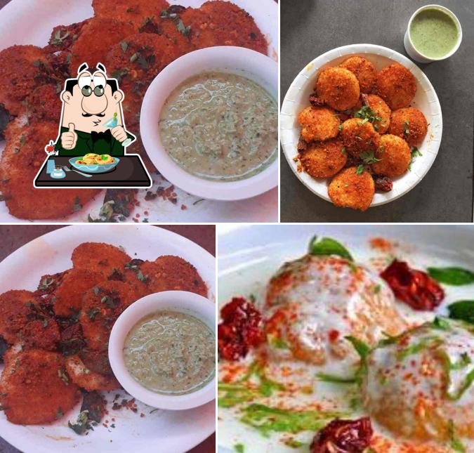 Meals at Wadeshwar Bhuvan