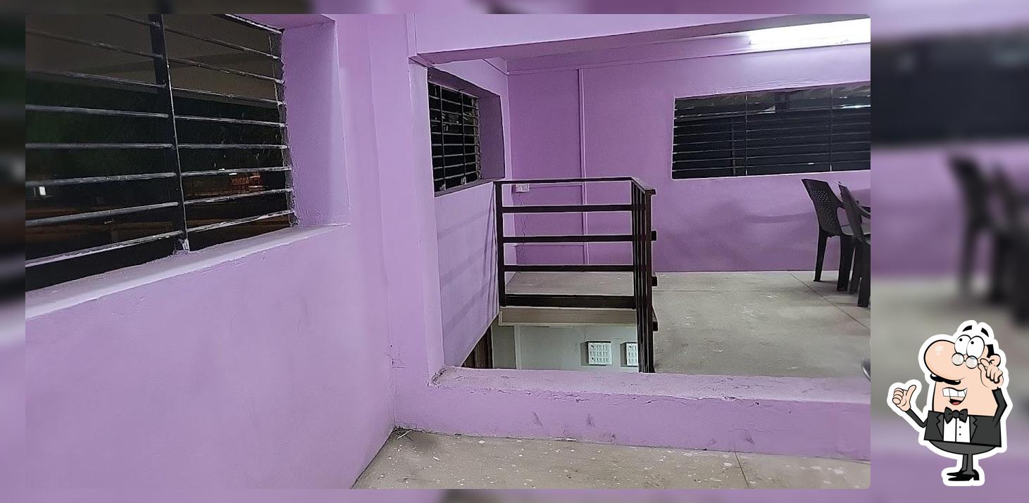Hotel Vrindavan हॉटेल वृंदावन व्हेज