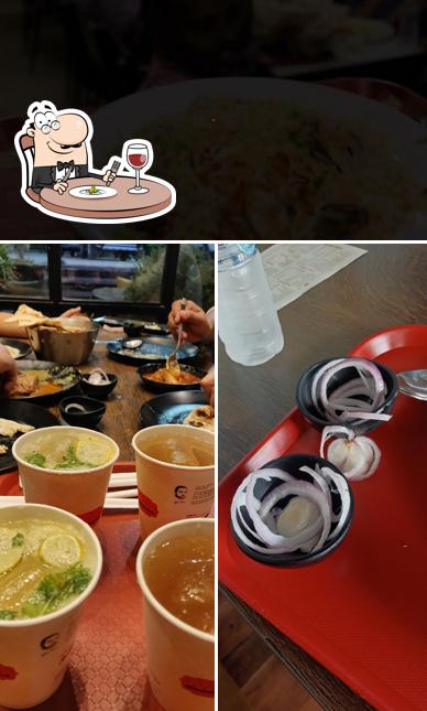 Food at Nazeer Foods