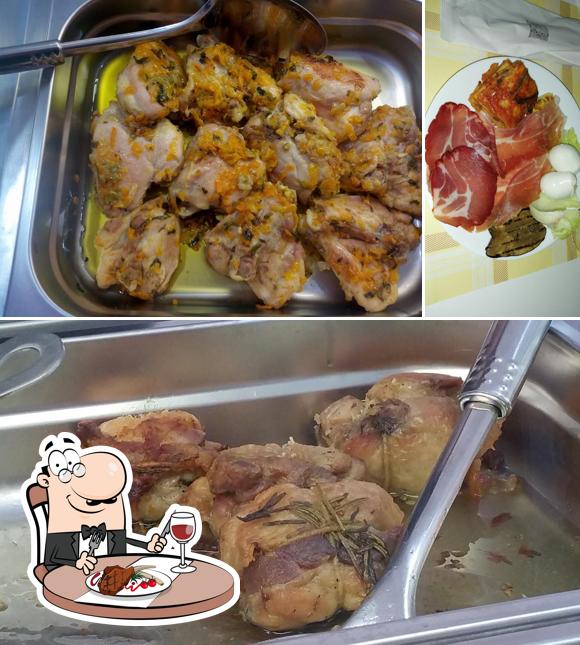 Prova i un pasto a base di carne a Tavola Calda Pantagruel