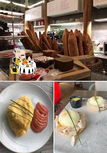 Food at Becco Café