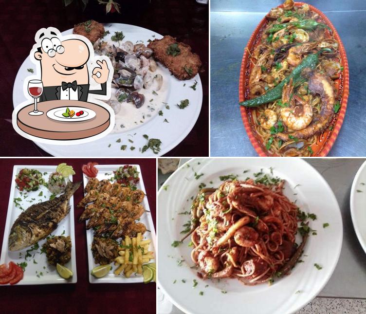 Huîtres, paëlla, saumon grillé et spaghetti bolognaise à La Paillote De Pirate