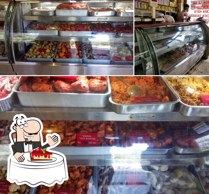 Deluxe Chicken serves a selection of desserts