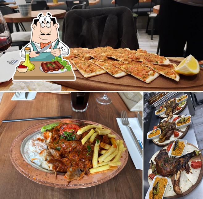 Prenditi i piatti di carne a Istanbleu