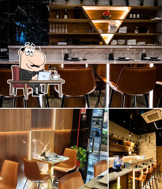 Gli interni di Toki Sushi Restaurant