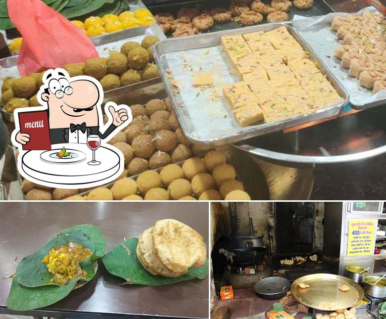 Food at Mathura Walo Ki Pracheen Dukaan