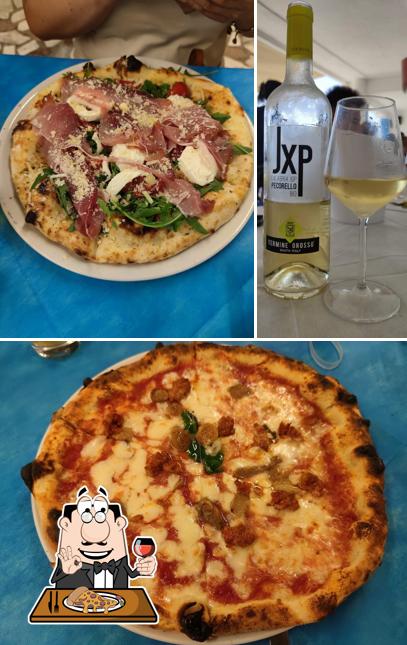 Scegli una pizza a Cafè del Mar