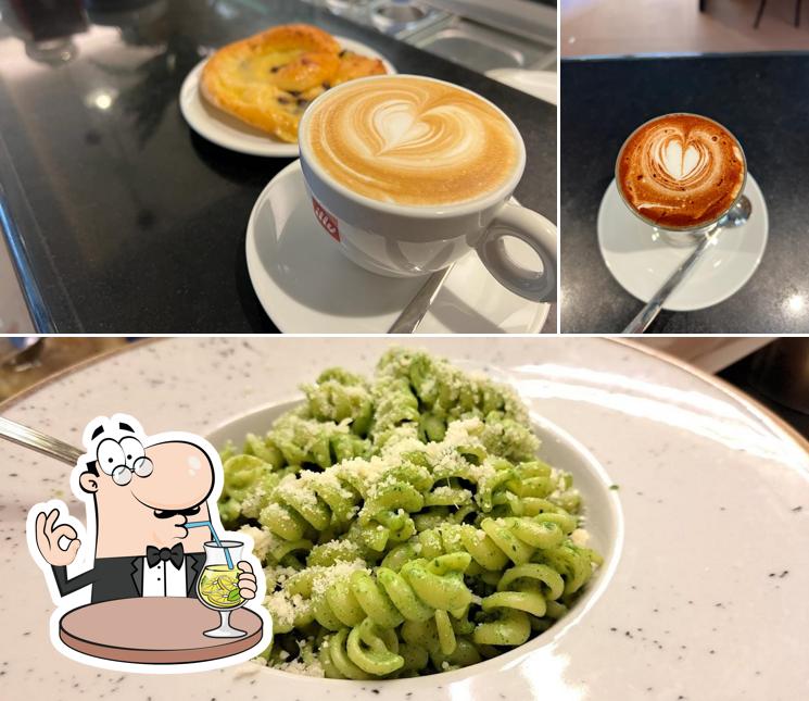 Pasticceria La Génoise si caratterizza per la bevanda e cibo