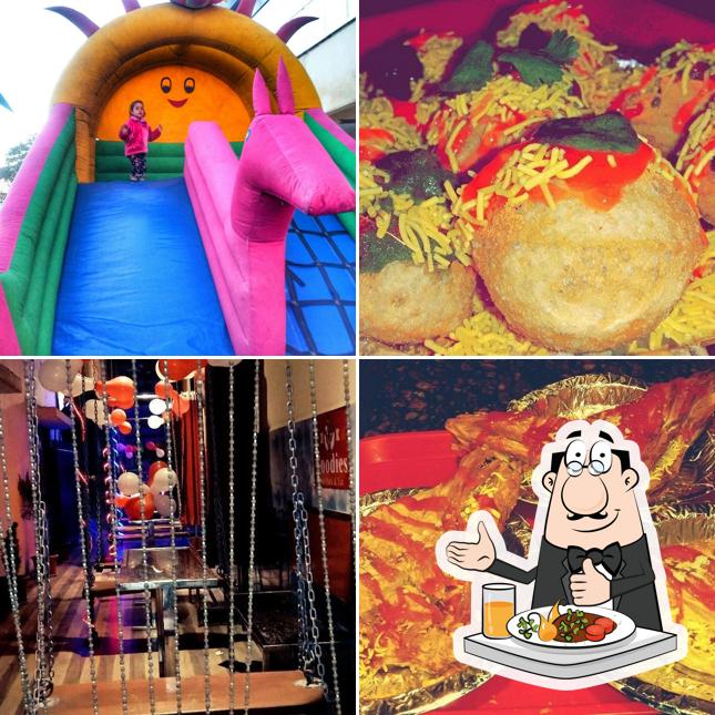 Food at Foodies Cafe Ujjain