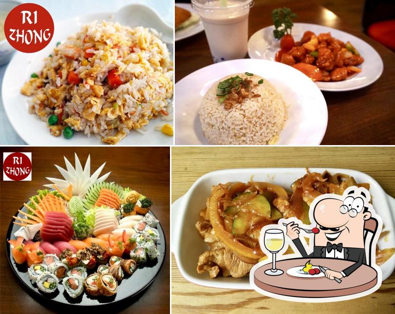 Platti al Ristorante Cinese e Giapponese Ri Zhong